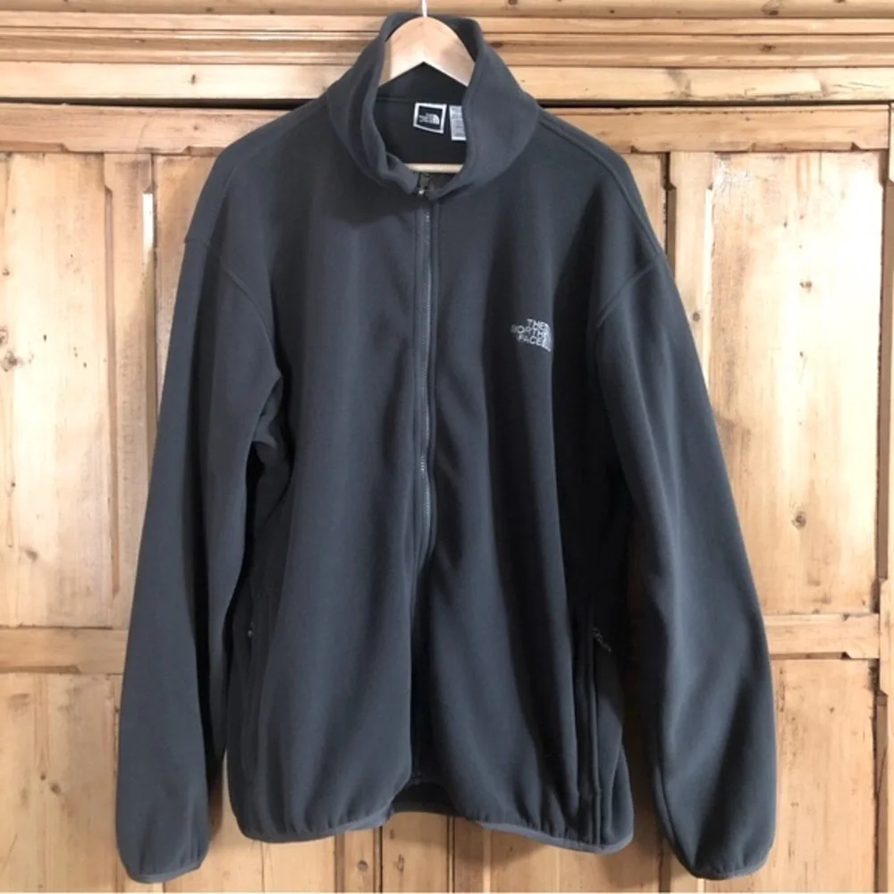 The North Face Men's Charcoal Gray Lightweight Fleece Jacket